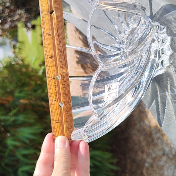 Waterford Crystal Round Bowl Signed Scalloped Edges with twist 7" Across - Picture 2 of 5